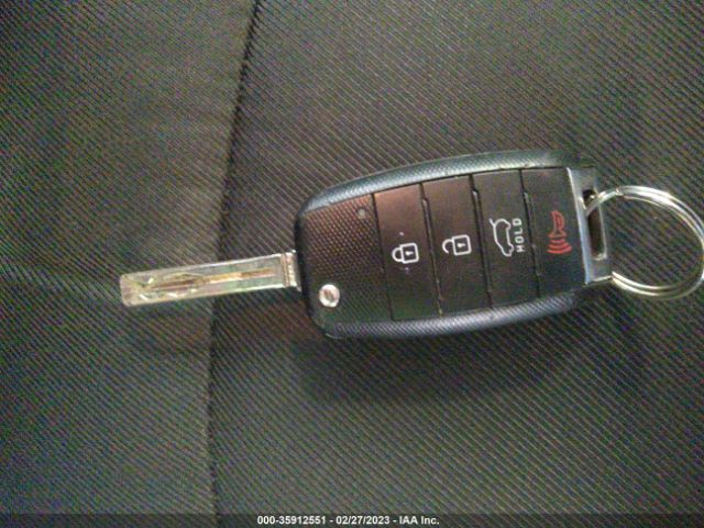 KNDJP3A58G7302777 KIA SOUL +