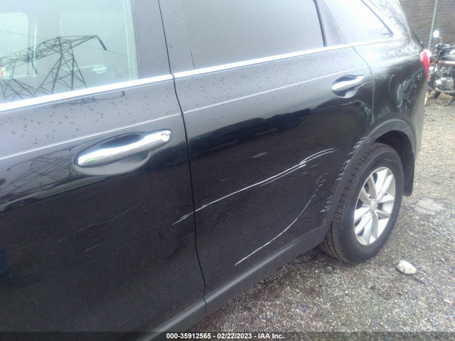 KIA SORENTO L 2016 5XYPG4A3XGG125005 Image 6