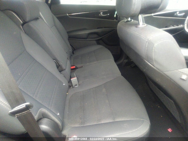 KIA SORENTO L 2016 5XYPG4A3XGG125005 Image 8