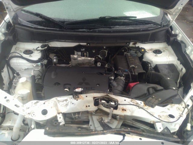 4A4AR3AU1EE023240 Mitsubishi Outlander Sport Es