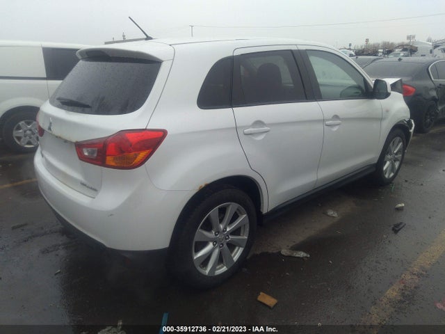 4A4AR3AU1EE023240 Mitsubishi Outlander Sport Es