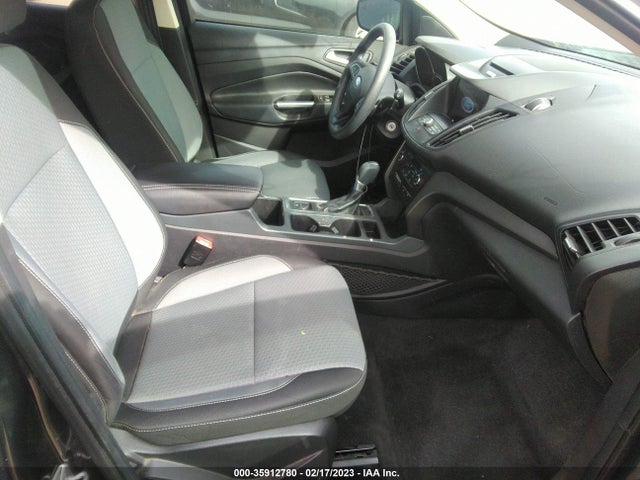 2017 Ford Escape, VIN: 1FMCU0GD7HUB61293