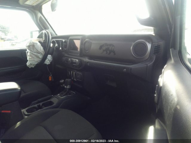 1C4GJXAN3MW670787 Jeep Wrangler Sport S