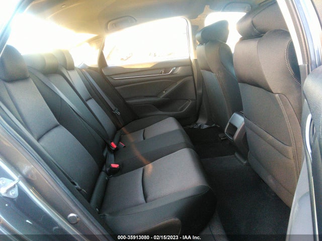 2022 Honda Accord, VIN: 1HGCV1F18NA004465