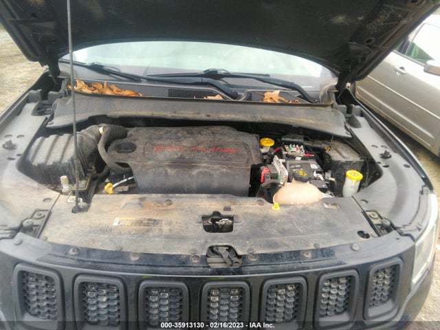 2019 Jeep Compass, VIN: 3C4NJCBB3KT652071