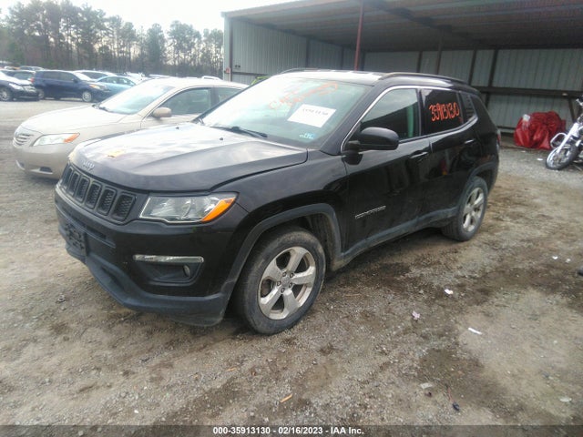 2019 Jeep Compass, VIN: 3C4NJCBB3KT652071