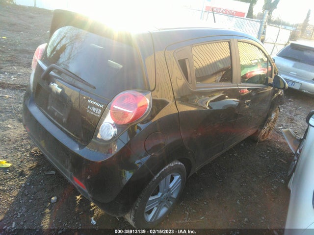 Chevrolet Spark Lt 2015 KL8CD6S93FC711403 Image 4