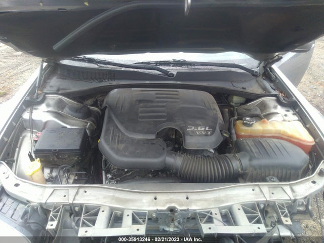 Chrysler 300 2014 2C3CCAAG0EH181291 Image 10