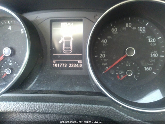 1VWAA7A37JC033643 Volkswagen Passat 2.0t S/r-line