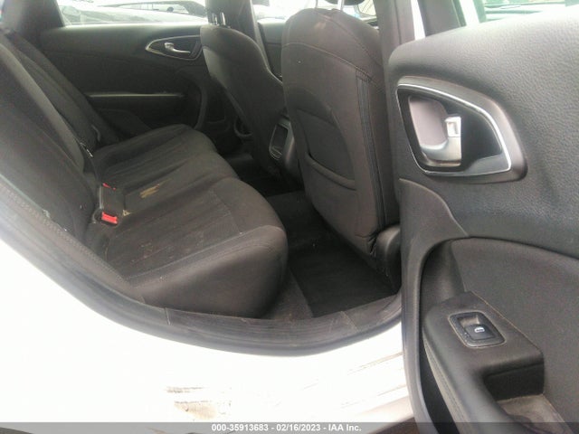 Chrysler 200 Limited 2016 1C3CCCAB4GN171132 Image 8