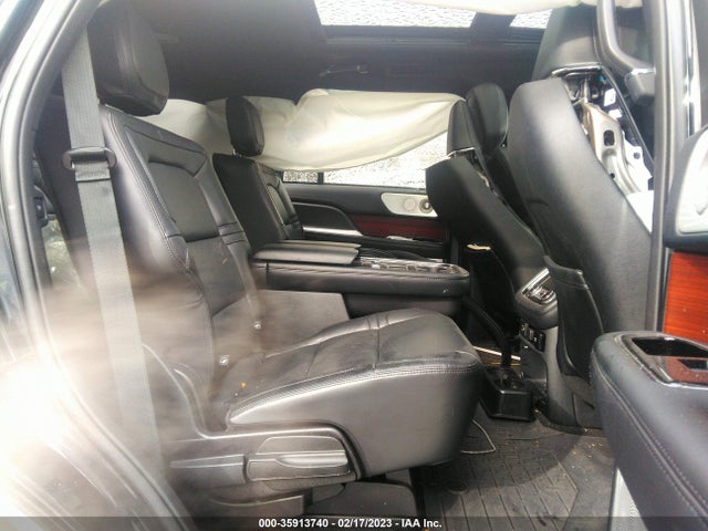 2021 Lincoln Navigator, VIN: 5LMJJ2LT4MEL07353