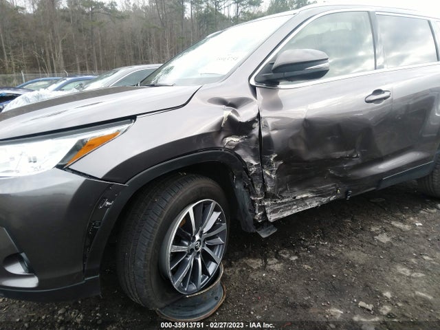 2019 TOYOTA HIGHLANDER SE/XLE VIN: 5TDKZRFHXKS559989