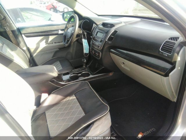 5XYKT3A68EG486241 KIA SORENTO LX