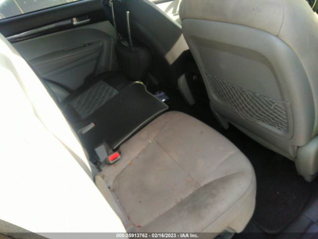 5XYKT3A68EG486241 KIA SORENTO LX