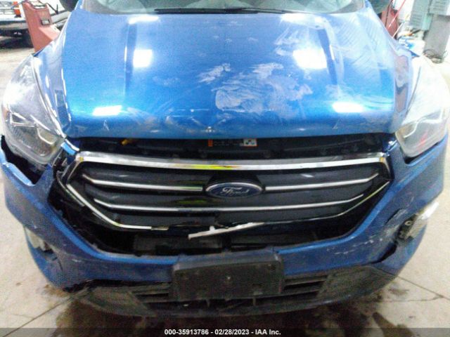 1FMCU9GD7JUB61028 Ford ESCAPE SE
