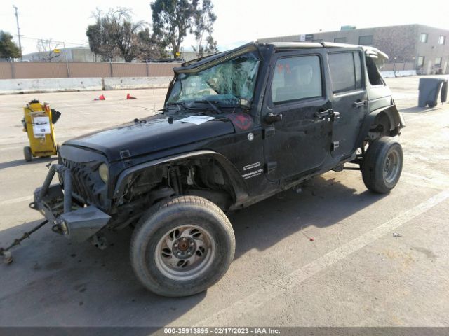 1C4BJWDG1FL500711 Jeep Wrangler Unlimited Sport