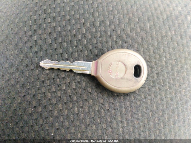 Chrysler 200 2011 1C3BC1FG3BN550359 Image 3