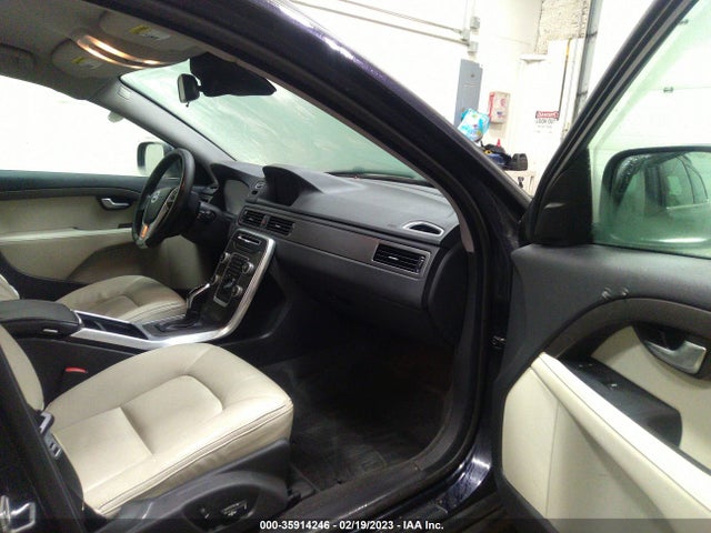 2016 Volvo XC70, VIN: YV4612NJ3G1240424