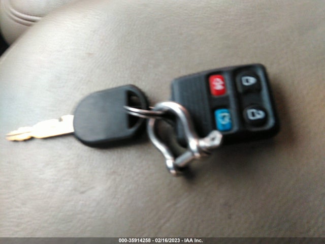 2009 MERCURY GRAND MARQUIS LS VIN: 2MEHM75V99X609556