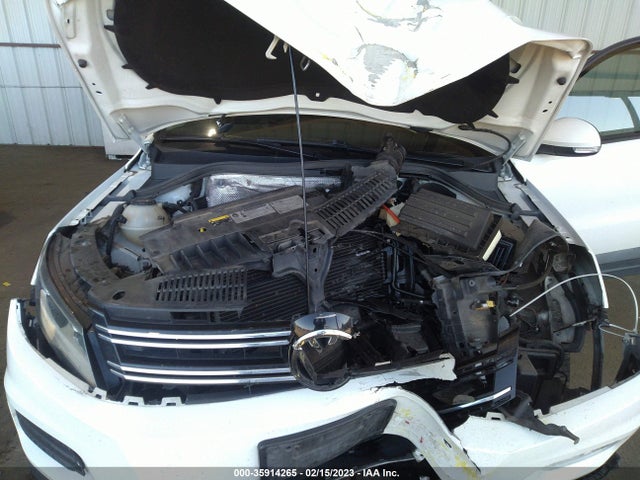 WVGAV7AX6JK005621 Volkswagen TIGUAN LIMITED