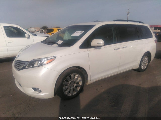 Toyota Sienna 2016 5TDYK3DC6GS736824 Image 2