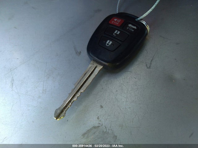 Toyota COROLLA SE 2018 5YFBURHE3JP836877 Image 27