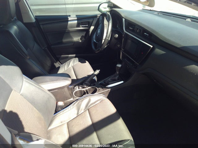 Toyota COROLLA SE 2018 5YFBURHE3JP836877 Image 21