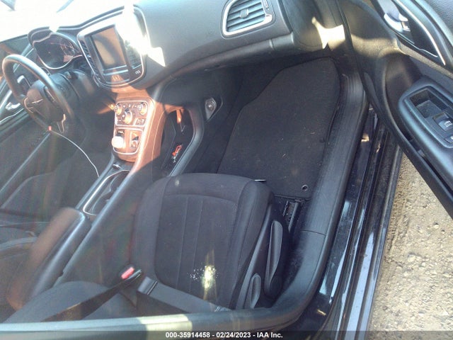 1C3CCCAB6FN652353 Chrysler 200 Limited