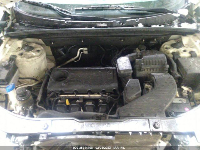 5XYKT3A11BG128883 KIA SORENTO LX