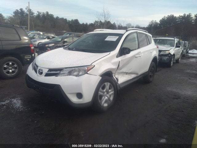 Toyota RAV4 LE 2015 2T3BFREV2FW263403 Image 2