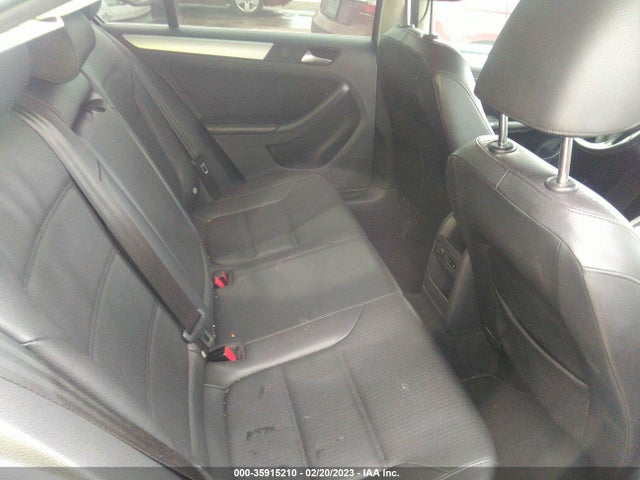 3VWDX7AJ8DM237669 Volkswagen Jetta Sedan Se W/convenience/sunroof