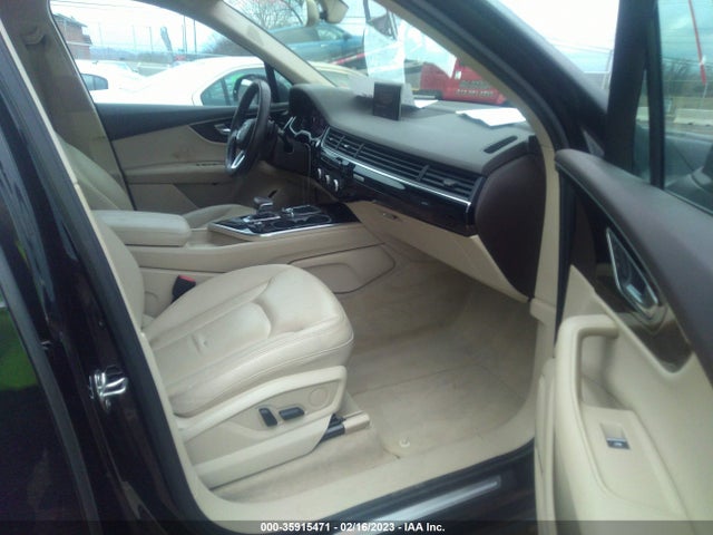 WA1LAAF74HD008699 Audi Q7 Premium Plus