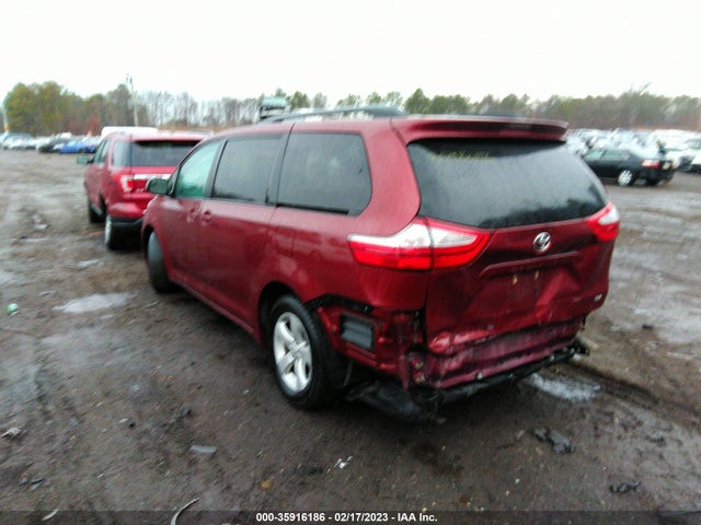 2017 Toyota Sienna, VIN: 5TDKZ3DC4HS789802