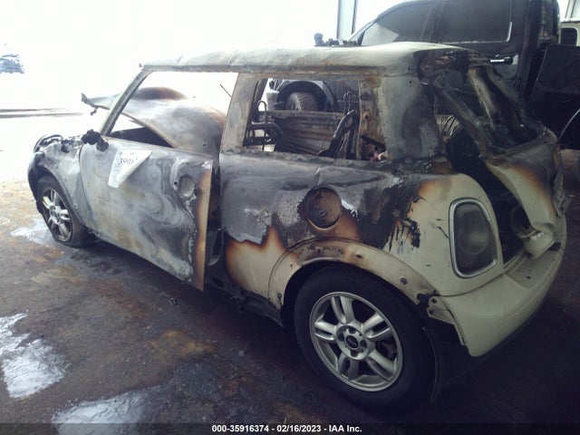 WMWSU3C56DT681028 Mini COOPER HARDTOP