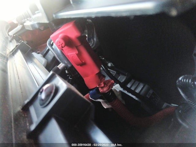 Tesla Model Y Long Range 2023 7SAYGDEE2PF619983 Image 10