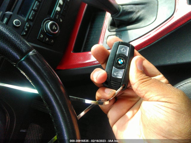 BMW 3 Series 328i 2011 WBAPH5G58BNM76795 Image 3