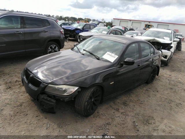 BMW 3 Series 328i 2011 WBAPH5G58BNM76795 Image 2