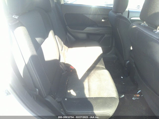 JA4AZ3A31HZ038312 Mitsubishi Outlander Se/sel