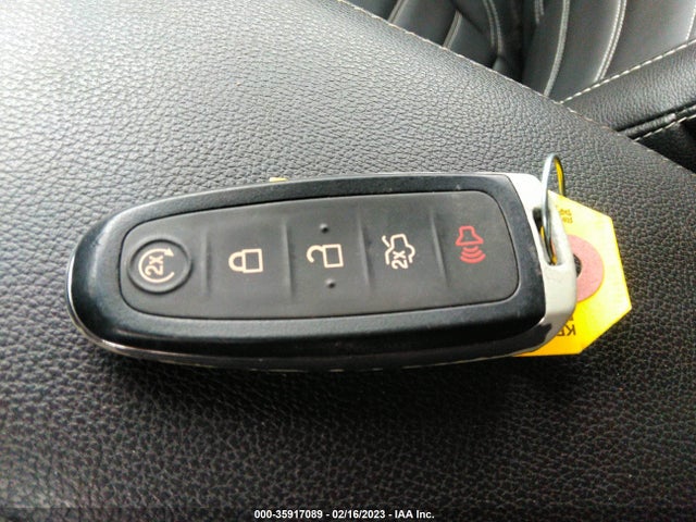 2017 Ford Escape, VIN: 1FMCU9J93HUB39333