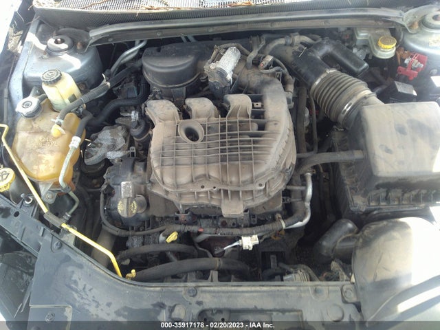 Chrysler 200 Limited 2013 1C3CCBCG2DN607748 Image 11