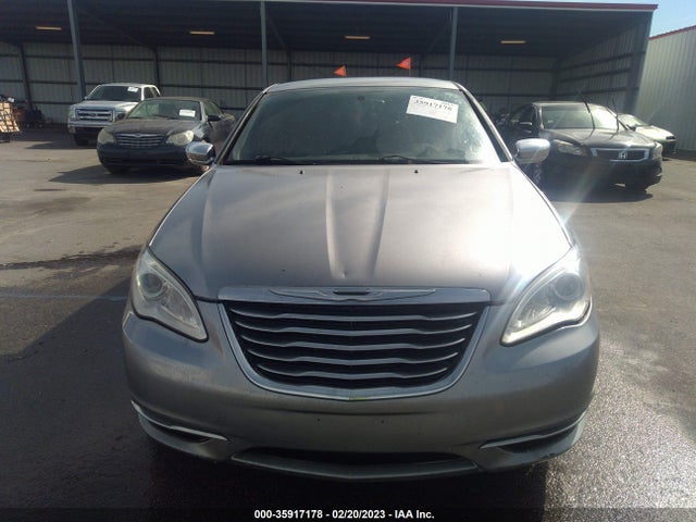 Chrysler 200 Limited 2013 1C3CCBCG2DN607748 Image 7