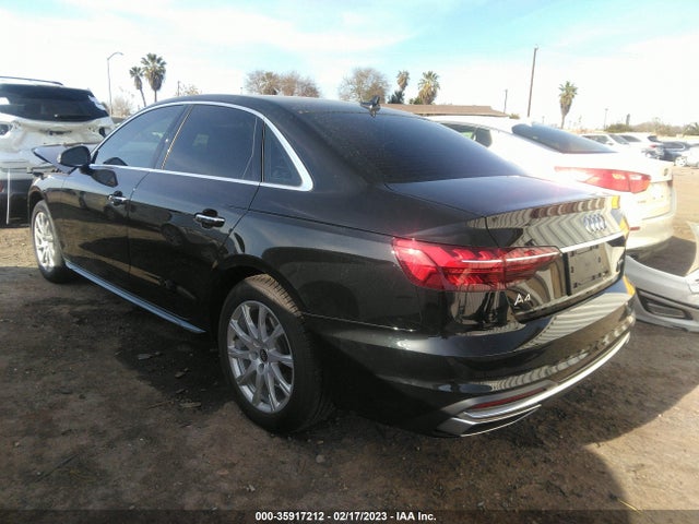 2022 Audi A4, VIN: WAUABAF46NN007394