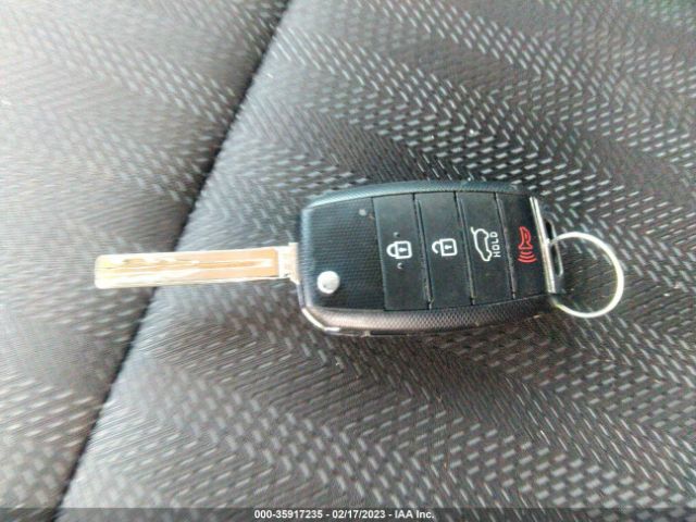 KNDPM3AC8K7560825 KIA Sportage Lx