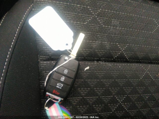 3KPA25AD2NE494289 KIA Rio 5-door S