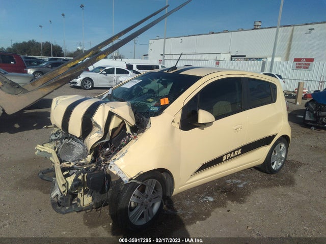 Chevrolet SPARK LS 2015 KL8CB6S92FC717344 Image 2