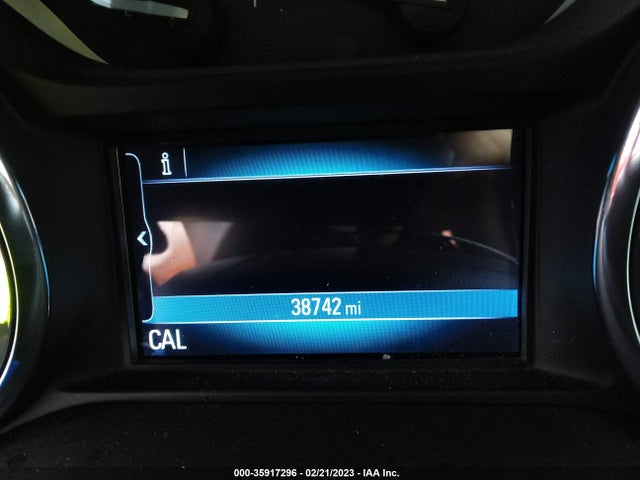 2019 BUICK ENVISION ESSENCE VIN: LRBFXCSA4KD012997