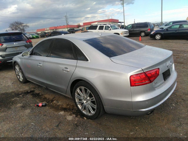 Audi A8 2011 WAUAVAFD2BN024079 Image 3