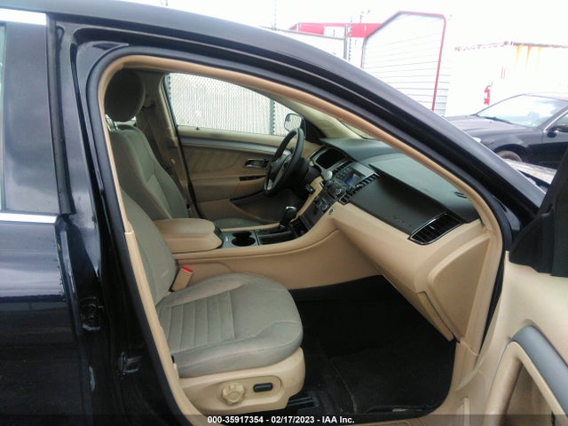 2017 Ford Taurus, VIN: 1FAHP2D87HG142848