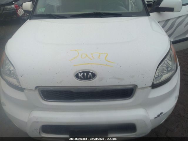 KNDJT2A25B7723800 KIA SOUL +