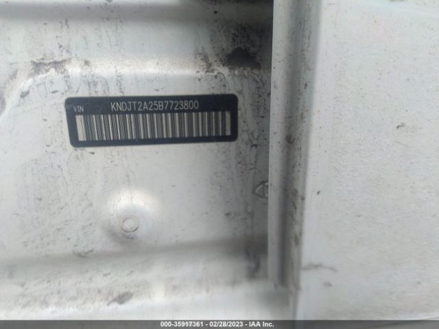 KNDJT2A25B7723800 KIA SOUL +